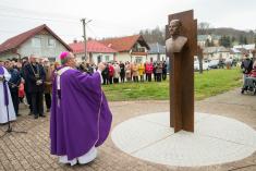Odhalenie busty  kardinála Jozefa Tomka
