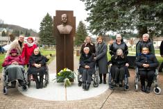 Odhalenie busty  kardinála Jozefa Tomka